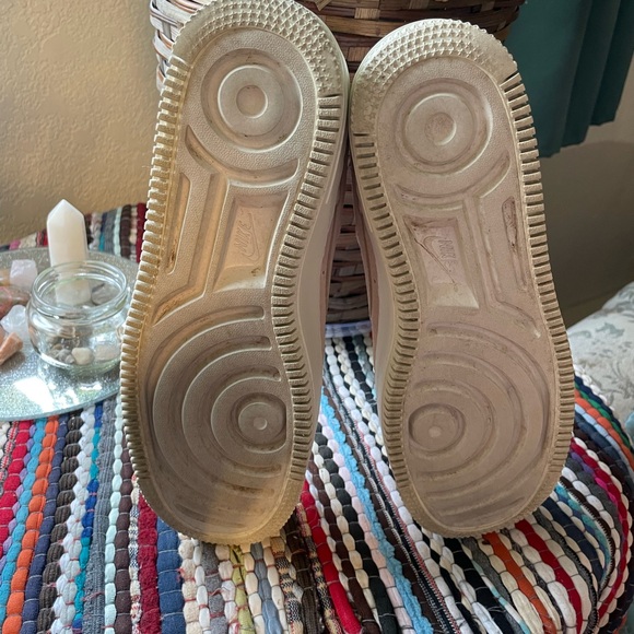 Nike Air Platform Pink Tennis Shoes - Picture 3 of 7